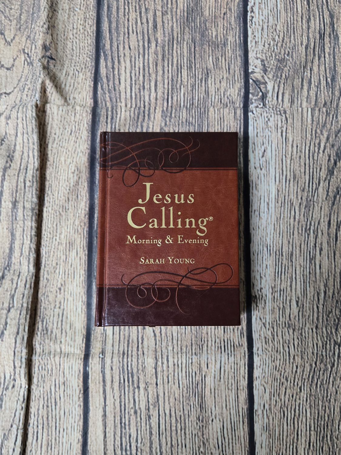 Jesus Calling: Morning and Evening Devotions by Sarah Young - Hardback - New