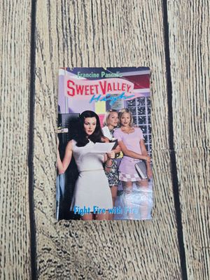 Sweet Valley High: Fight Fire with Fire by Francine Pascal