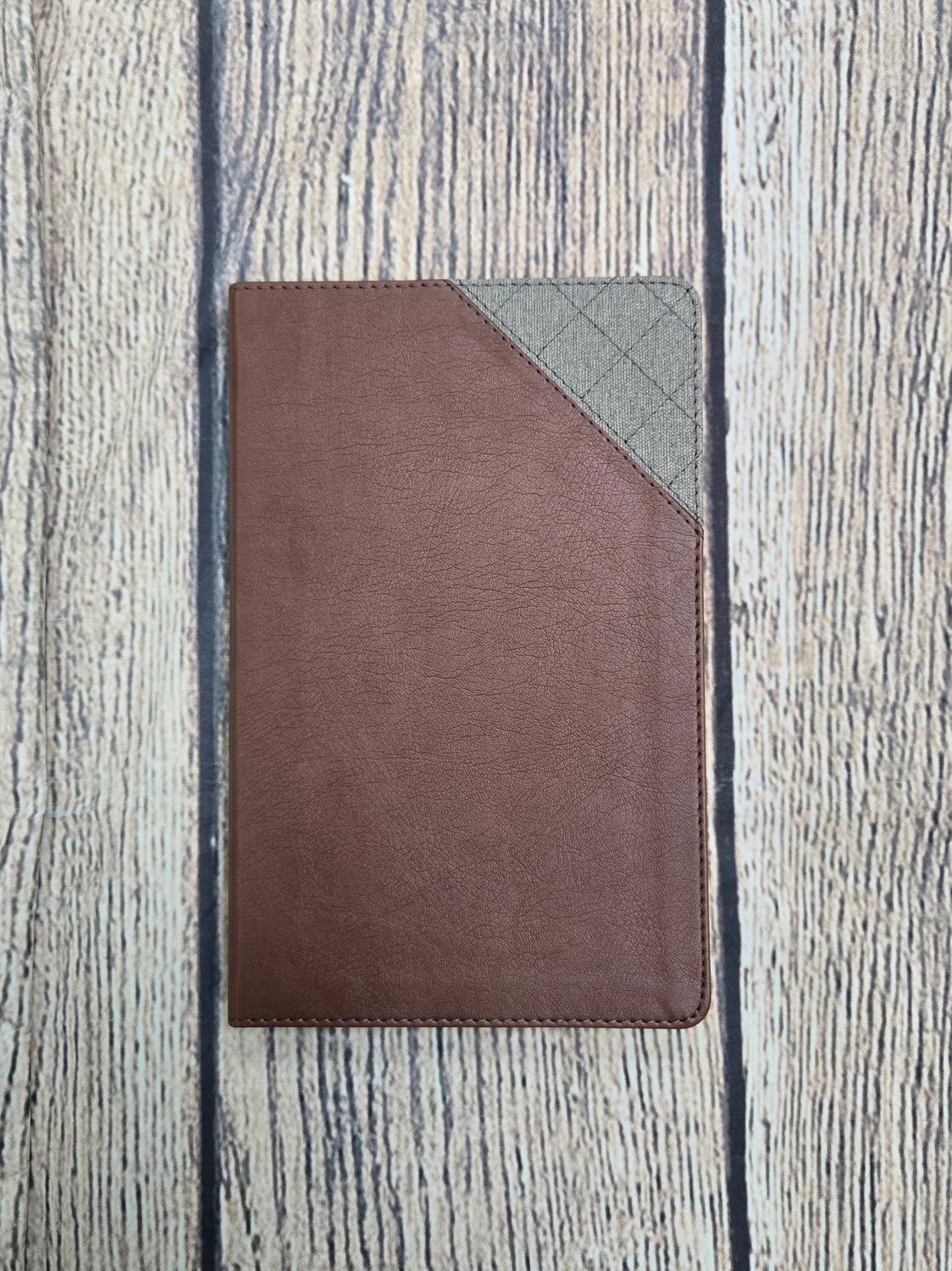 NIV Thinline Bible 9-Point Comfort Print - Brown Leathersoft