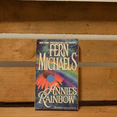 Annie&#39;s Rainbow by Fern Michaels