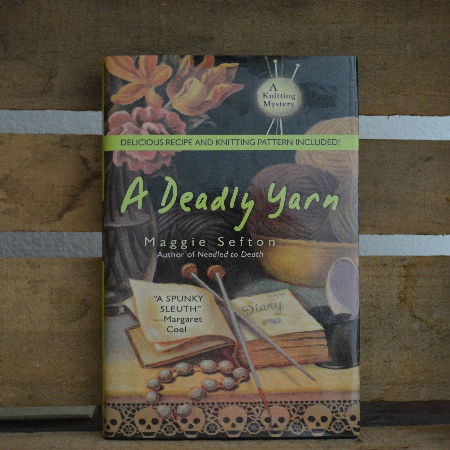A Deadly Yarn by Maggie Sefton