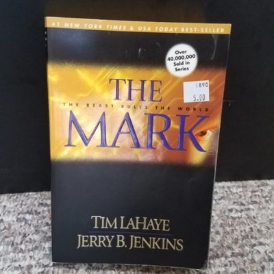The Mark: The Beast Rules The World by Tim LaHaye &amp; Jerry B. Jenkins - Paperback