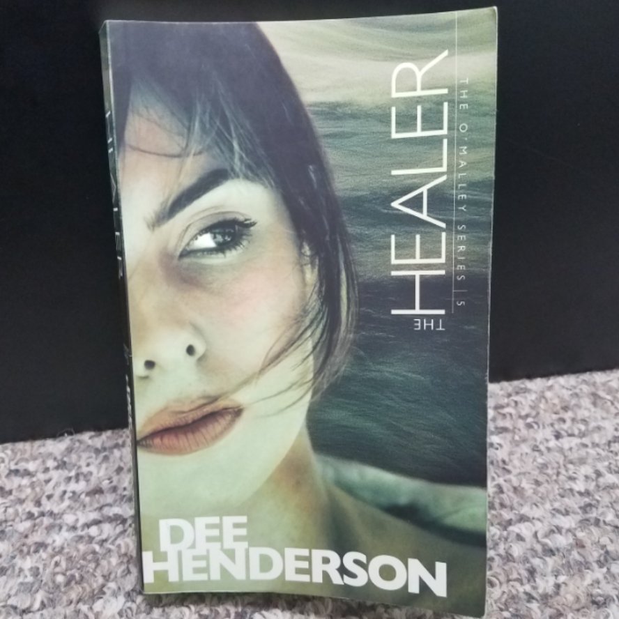 The Healer by Dee Henderson