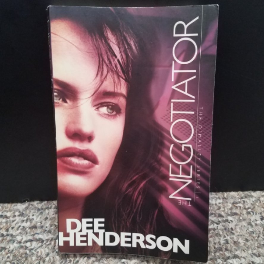 The Negotiator by Dee Henderson