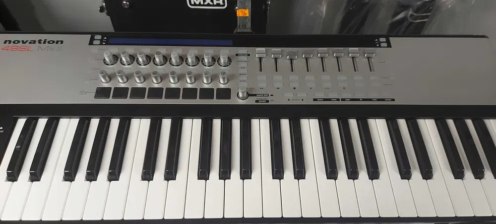 Novation 49 SL MkII – klawiatura sterująca
