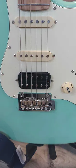 Gitara elektryczna + combo Fender Frontman 10G