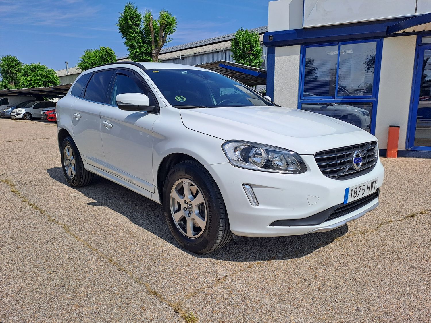 VOLVO XC60  2.4 D4 180CV 4WD AUTO MOMENTUM