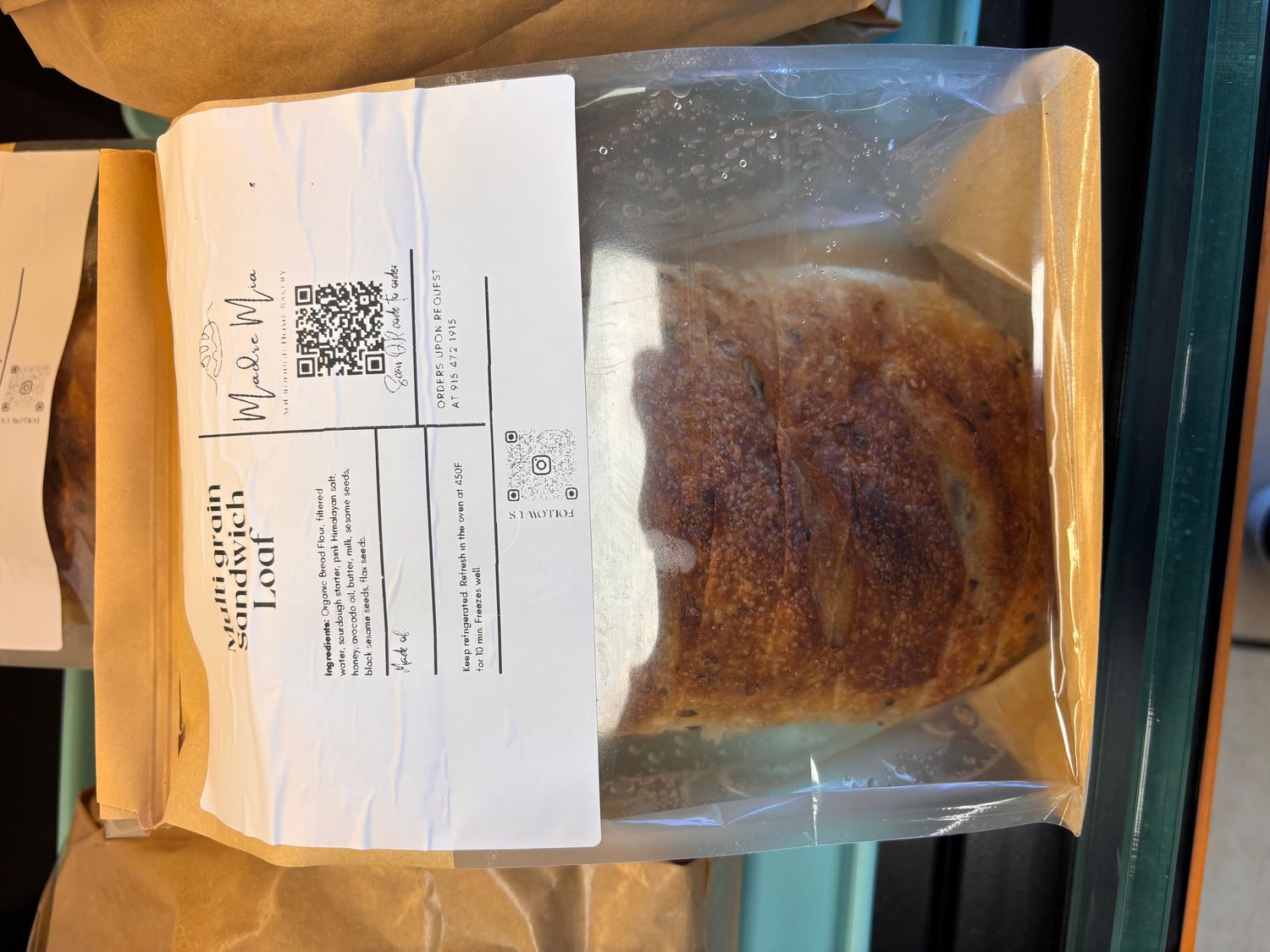 MADRE MIA 1/2 MULTIGRAIN BREAD