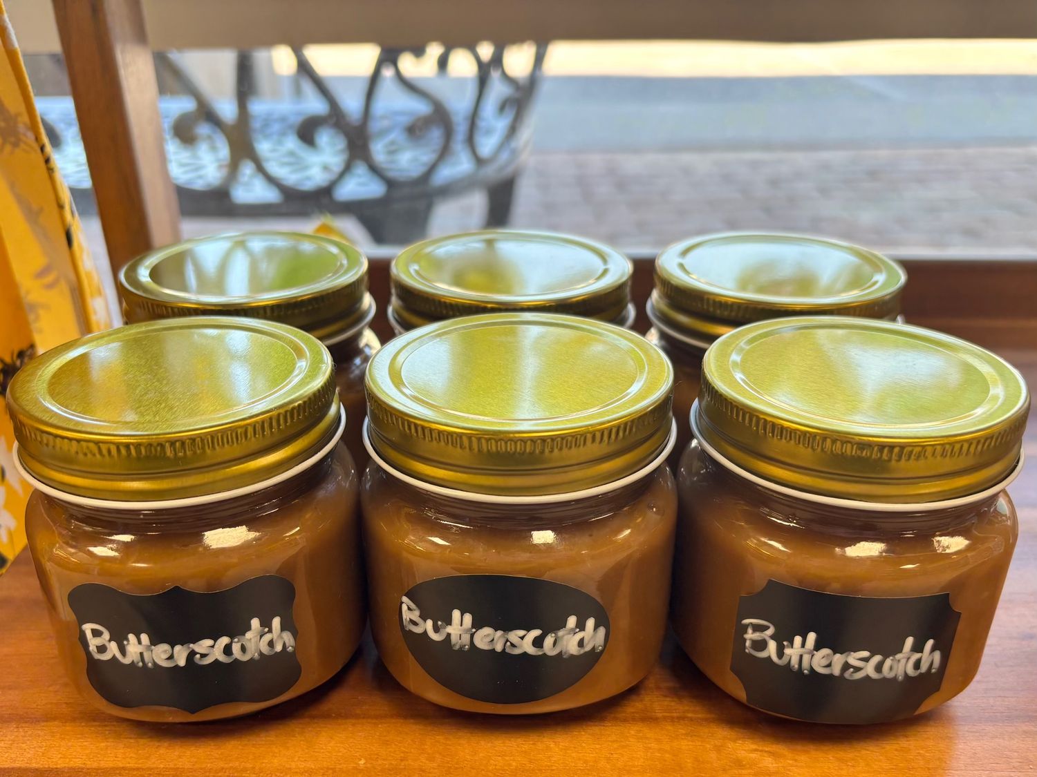 JAR BUTTERSCOTCH