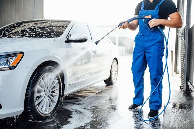 Full car wash