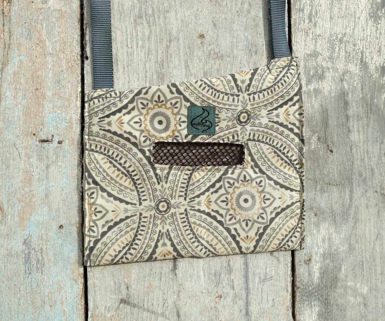 Natural Tribe-Crossbody snake bag