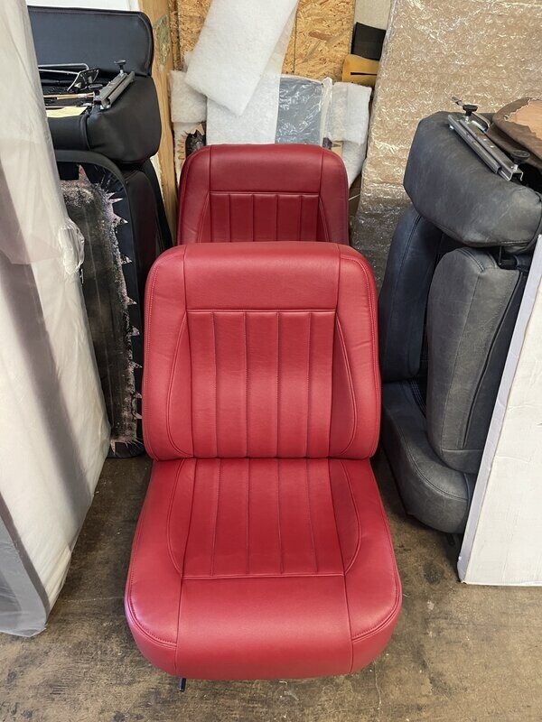 Pleated Bucket Seats