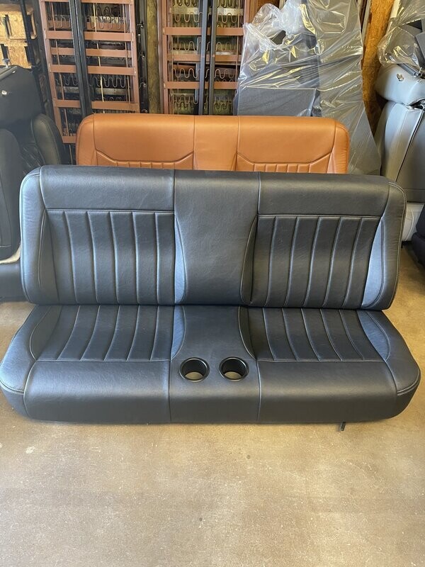 Pleats w/Centers Bench Seat