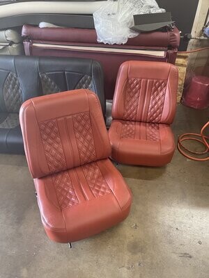 Double Diamond Line Bucket Seats