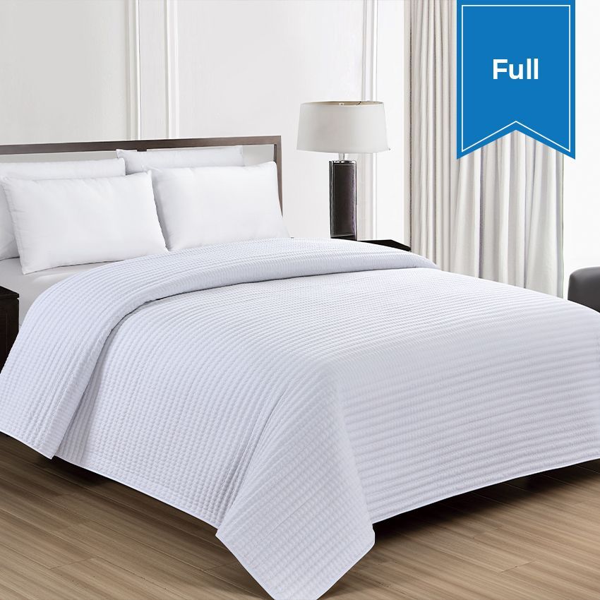 Luxury Lightweight Quilt - Full - 81 x 90 - Case of 12