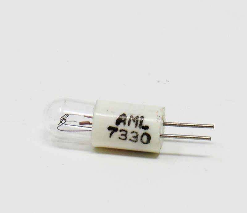 ANNUNCIATOR BULB 14 VOLT - CM7330