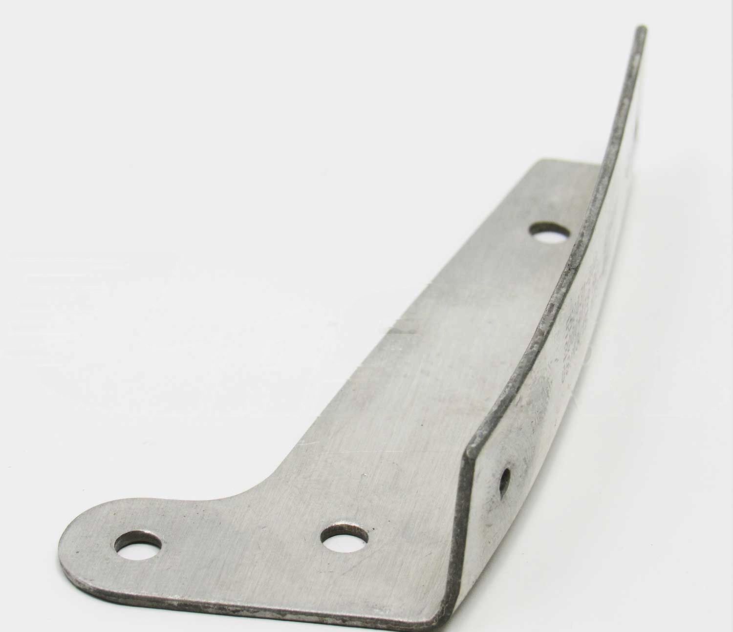 BRACKET RH NOSE GEAR DOOR - 550031-000