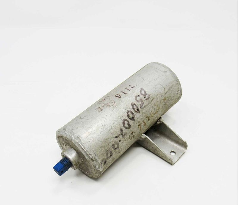 BRAKE FLUID RESERVOIR - 850002-000