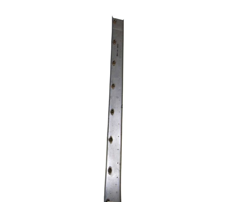 LOWER COWL RAIL R/H - 650183-504