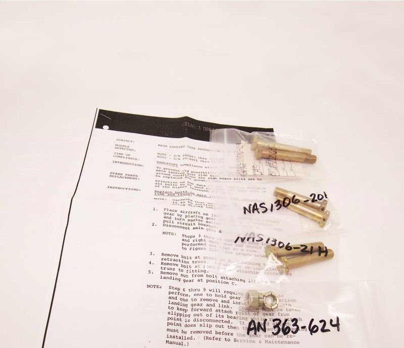 SERVICE BULLETIN KIT Retraction link bolt replacement (AD78-15-02) - M20-212-001