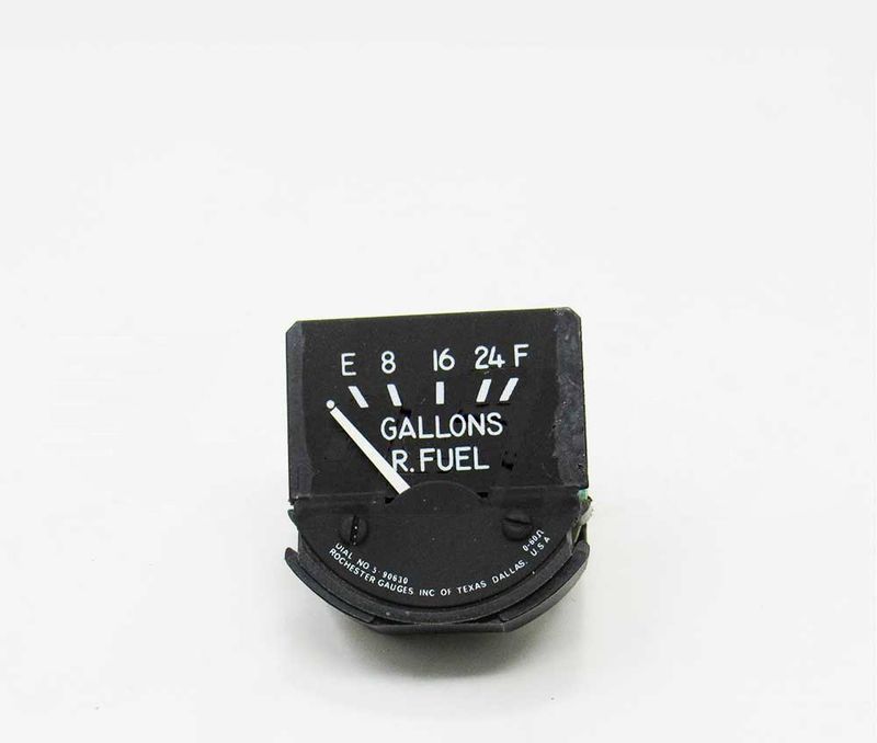 RIGHT FUEL GAUGE ROCHESTER 5-90630 - 640281-165