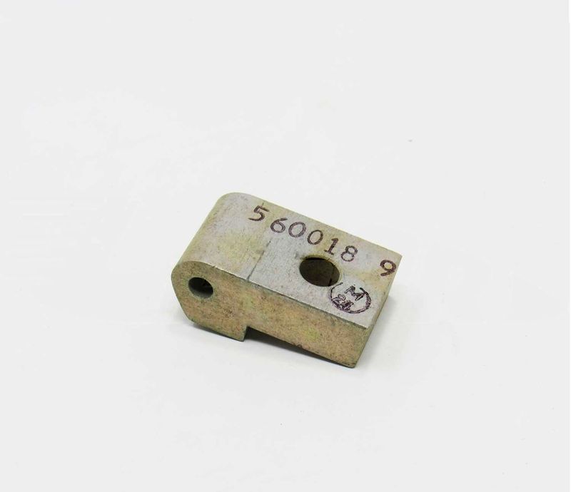 BLOCK - 560018-009