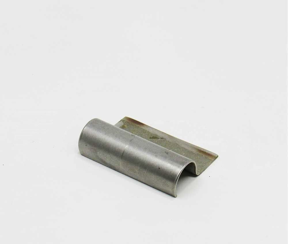 BAGGAGE DOOR CLIP - 130250-143