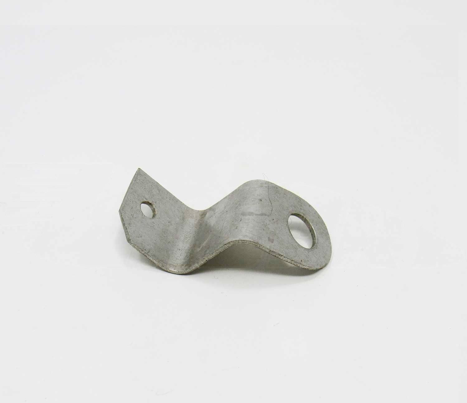 ENGINE BAFFLE CLIP "M" MOD - 600425-055