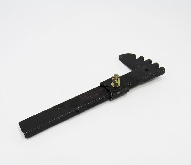 SEAT ADJUST - 140223-003
