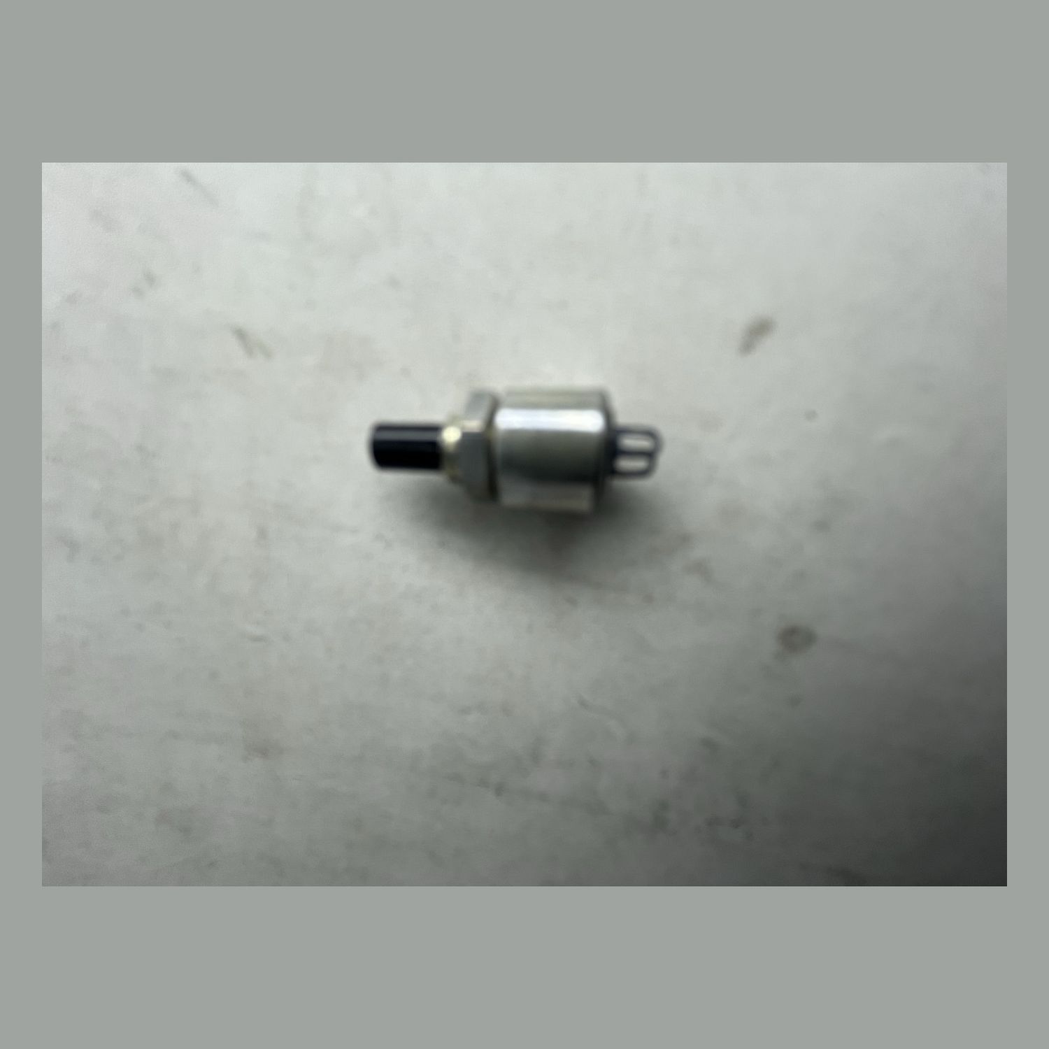 PIPER - SWITCH - 588-085