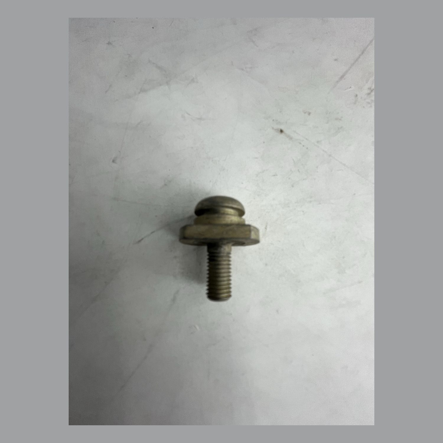 PIPER - STUD - 487-712