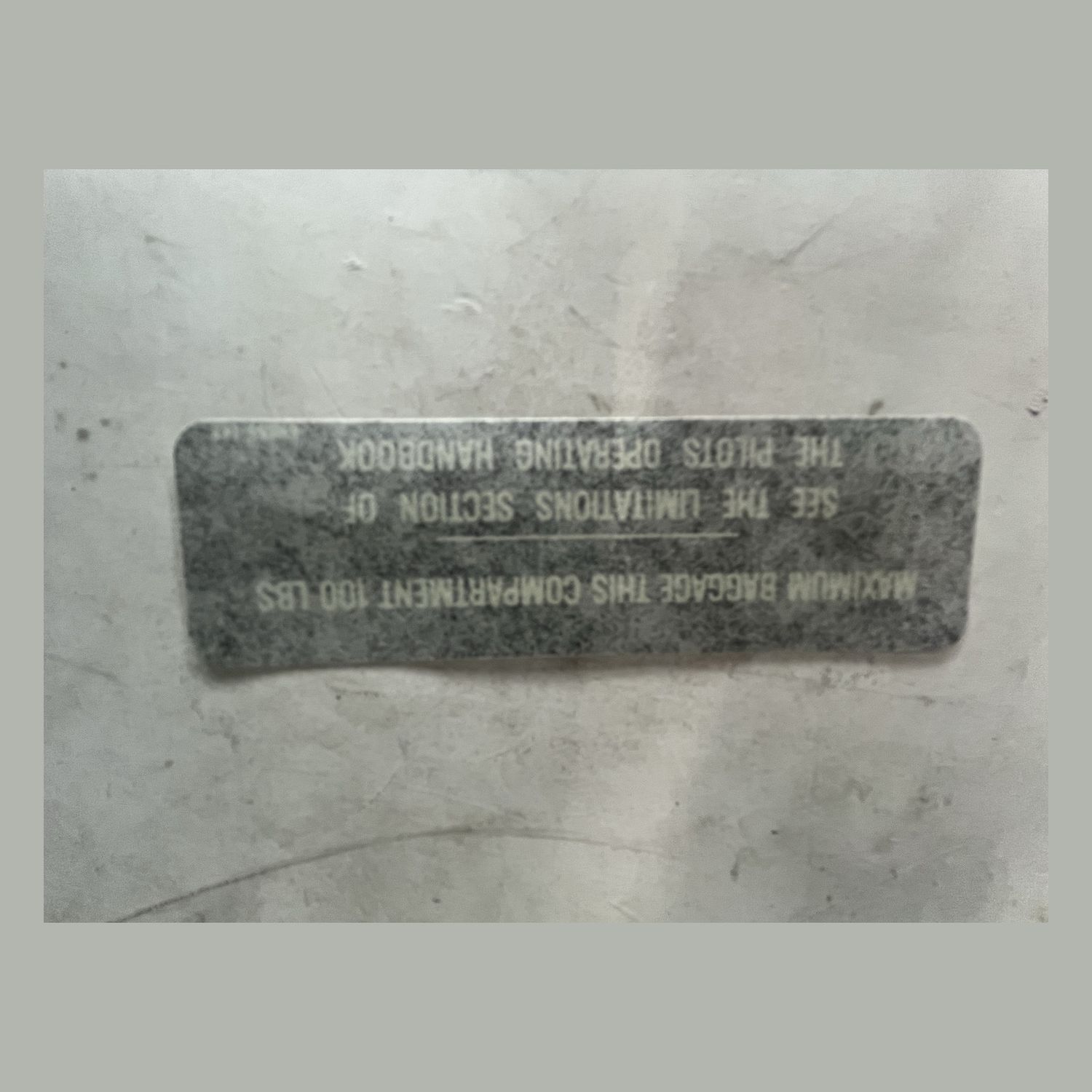 PIPER - PLACARD - 582-659