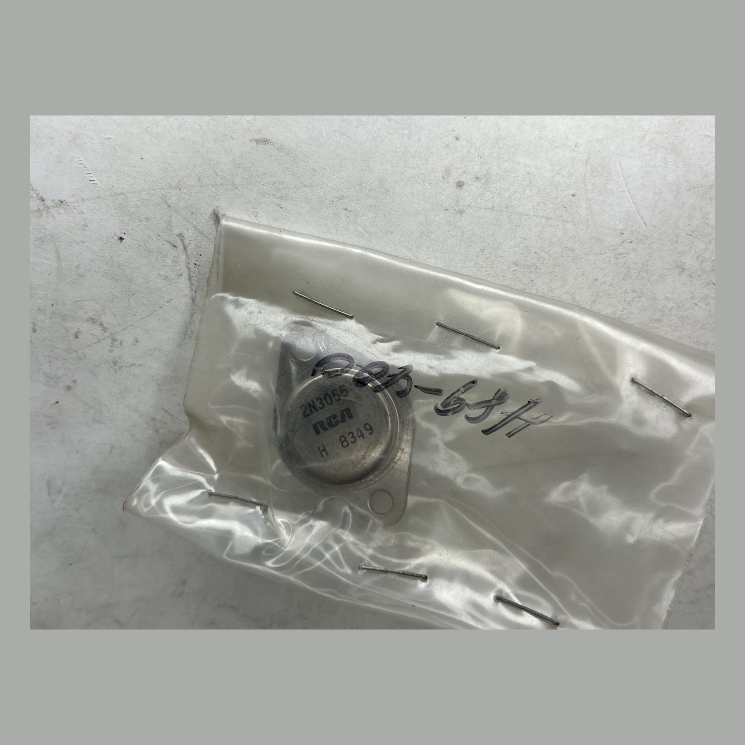 PIPER - TRANSISTOR - 489-400