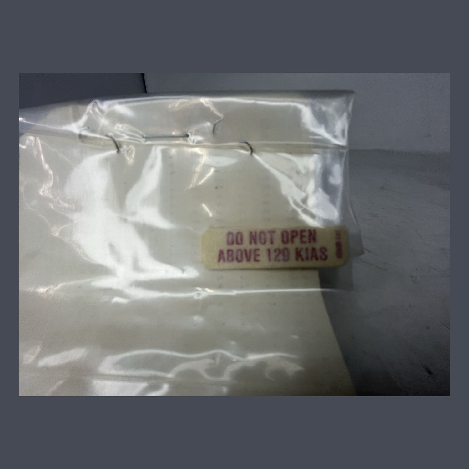 PIPER - PLACARD - 582-652