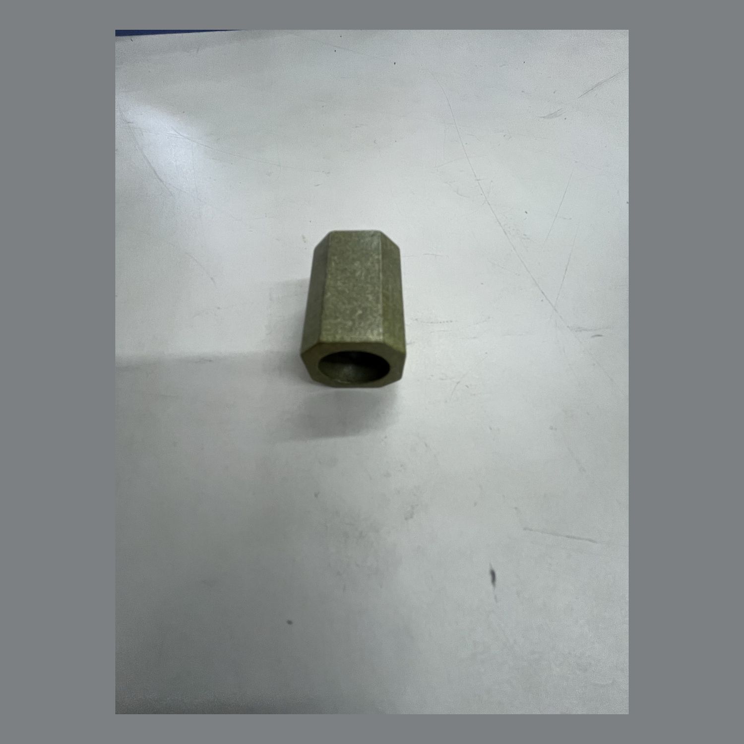PIPER - DRAG STRUT PLUG - 480-935