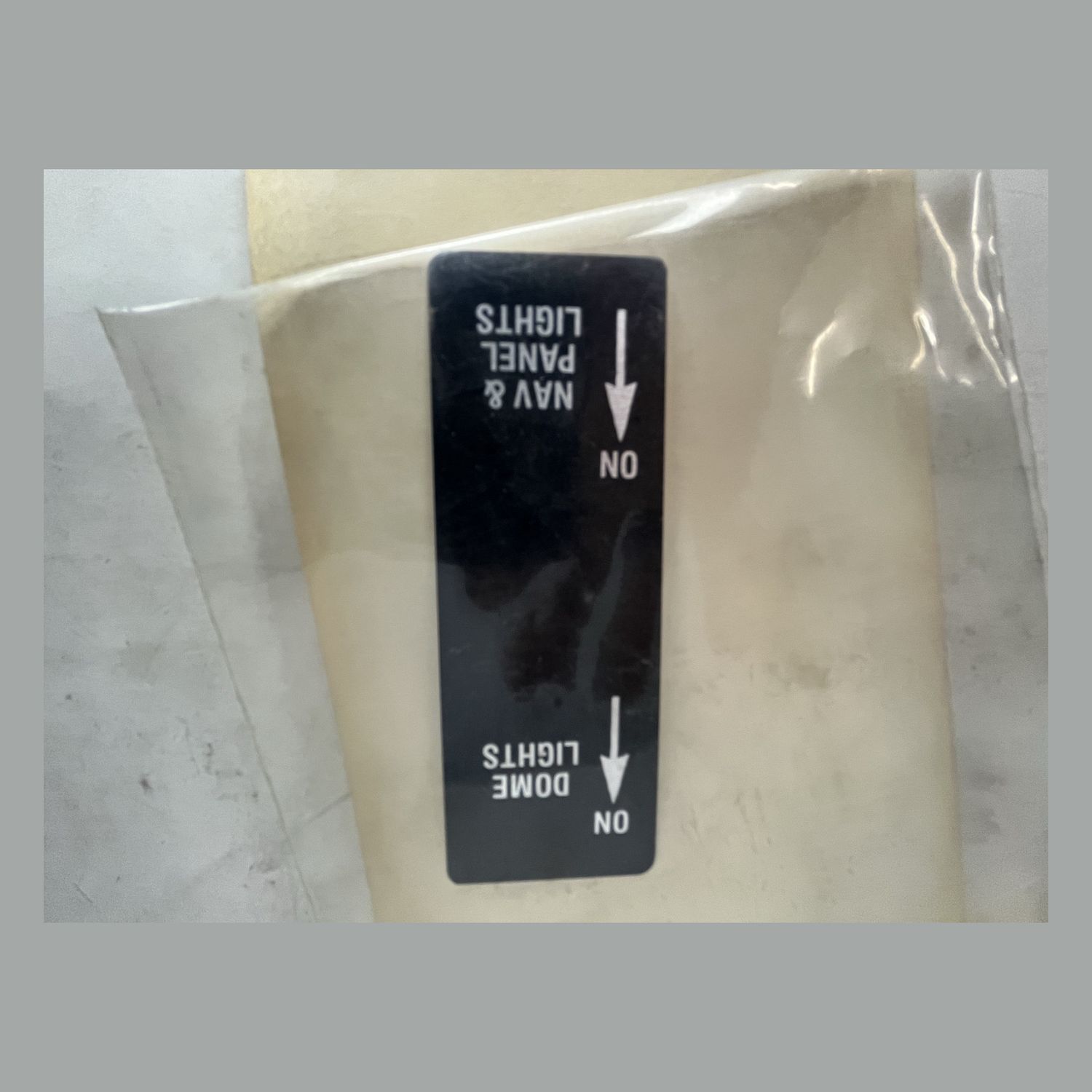PIPER - PLACARD - 581-504