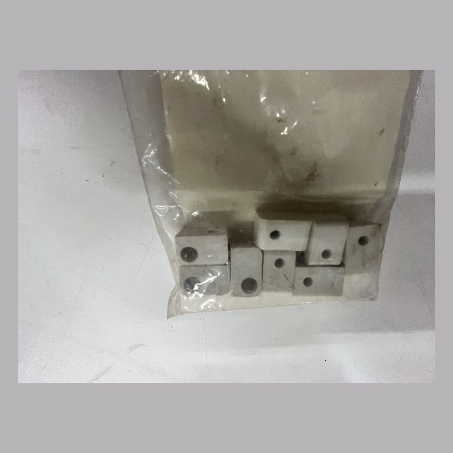 PIPER - BRACKET - 453-469