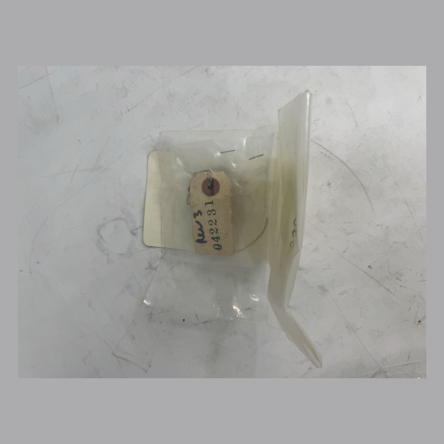 PIPER - BRACKET - 42231-000