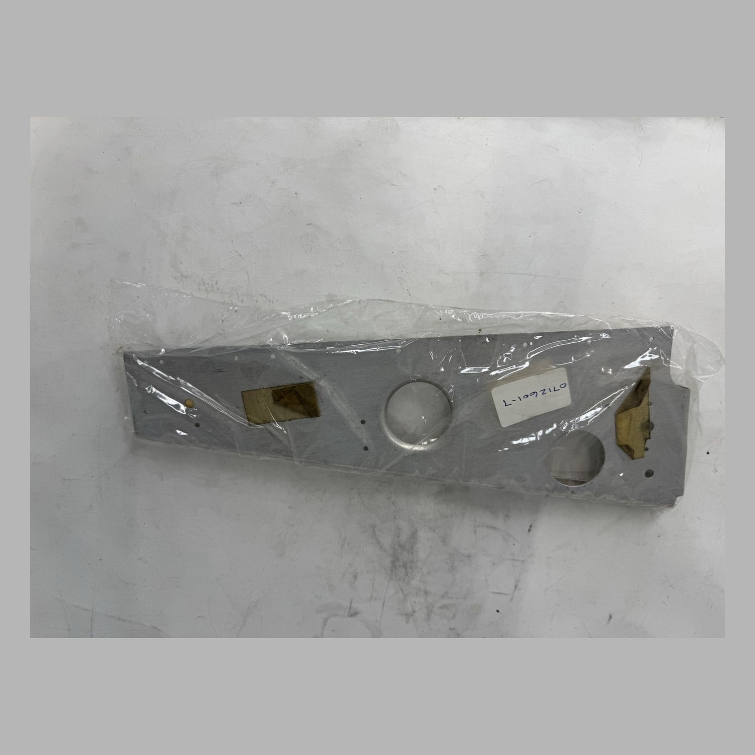 CESSNA - BRACKET - 0712601-7