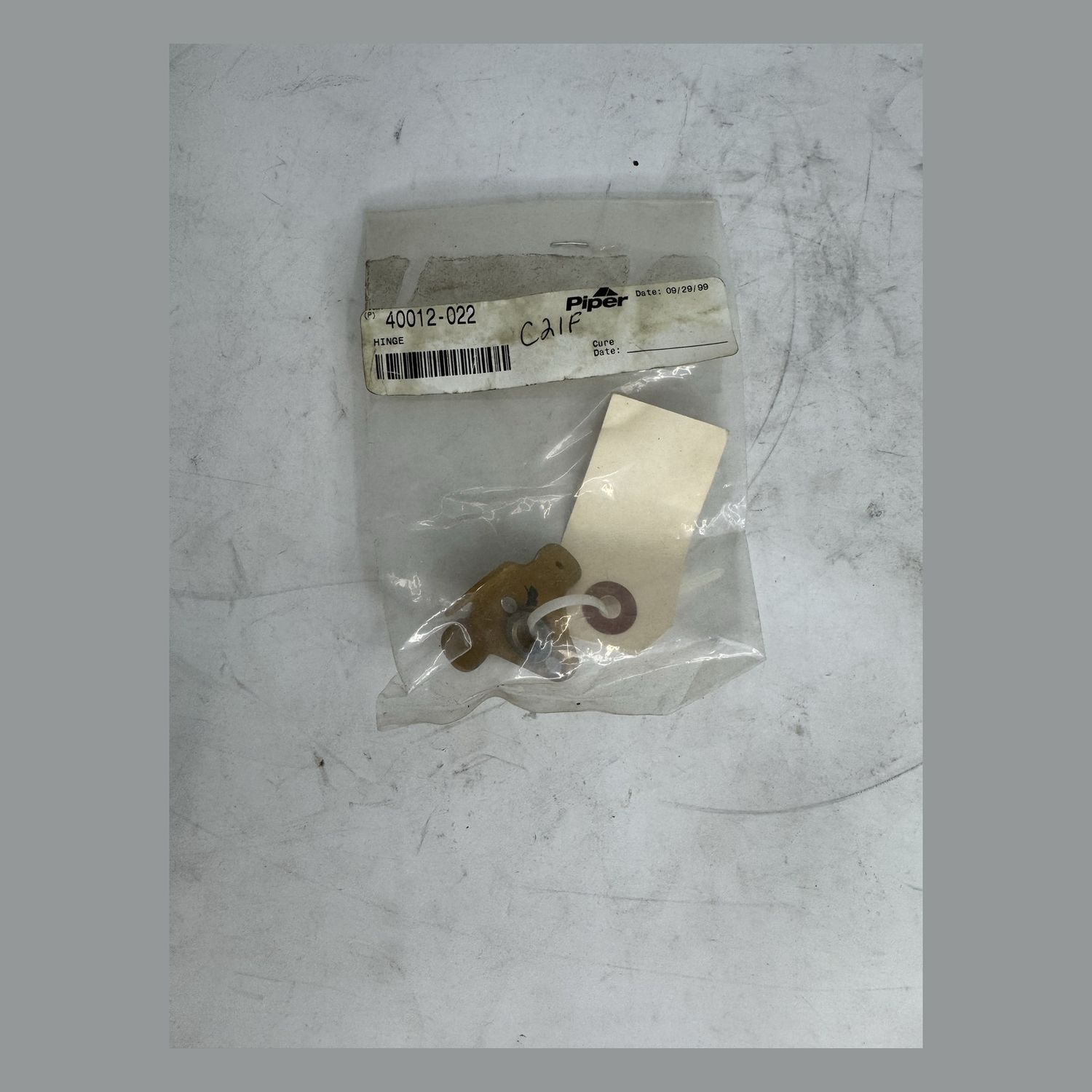 PIPER - HINGE - 40012-022