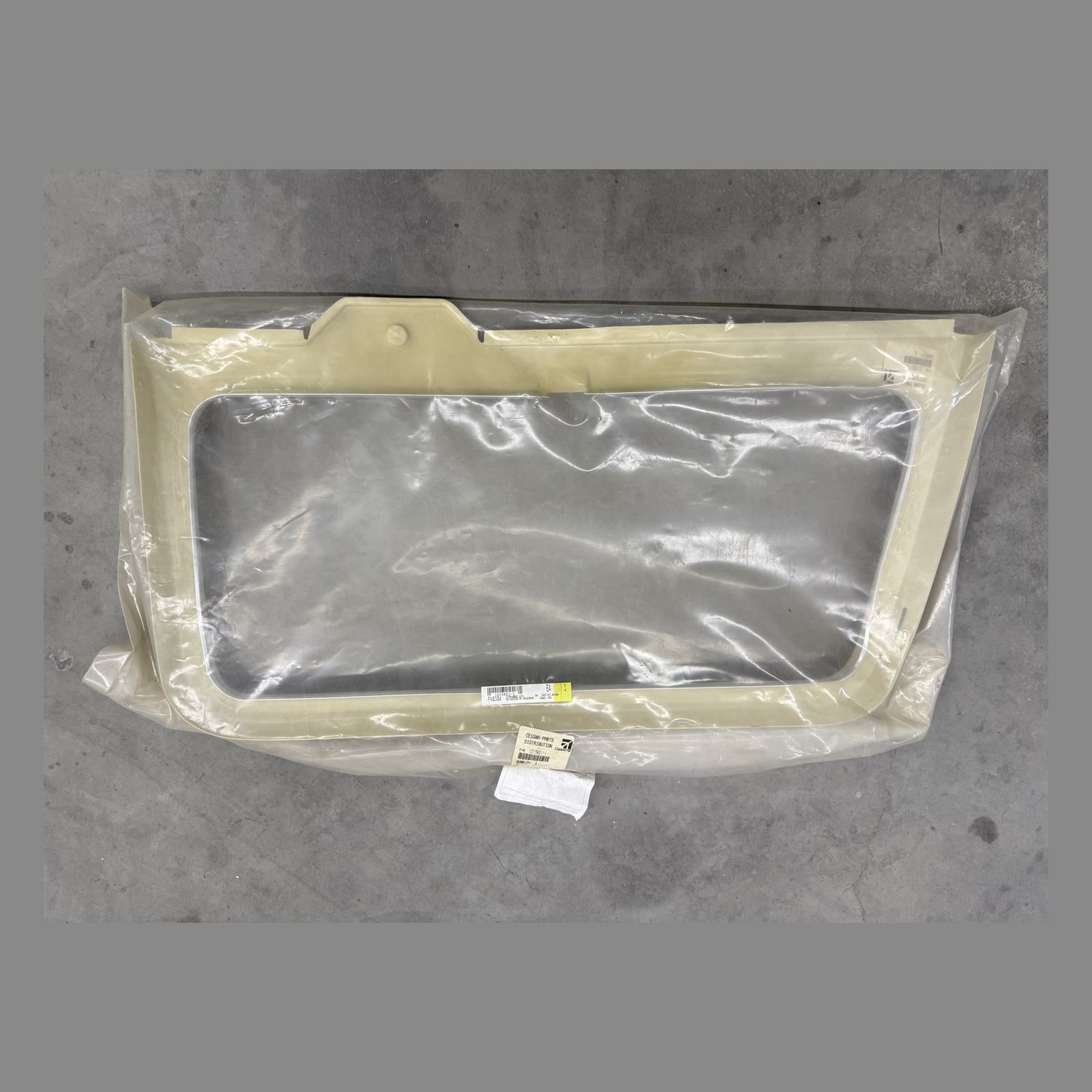 CESSNA DOOR TRIM - 1215021-1