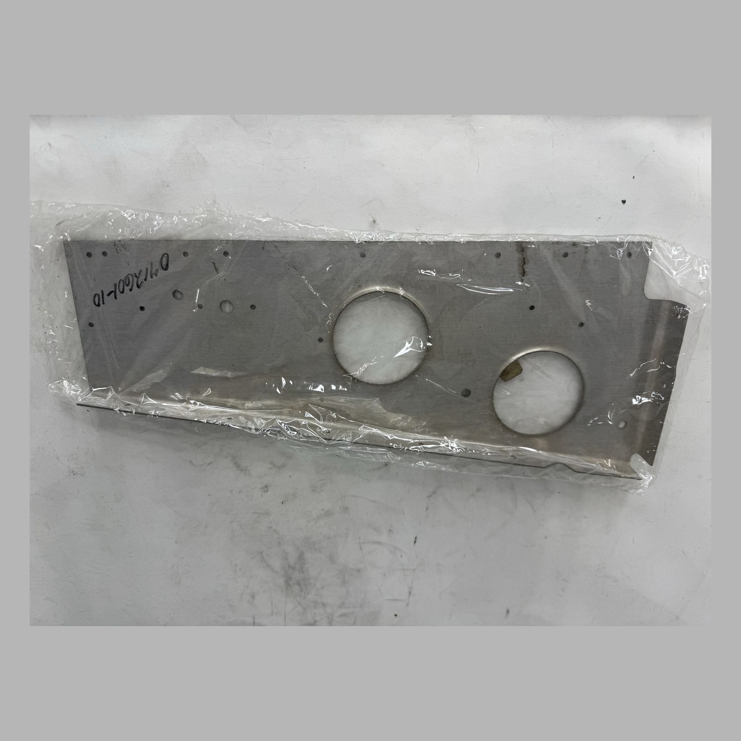 CESSNA - BRACKET - 0712601-10