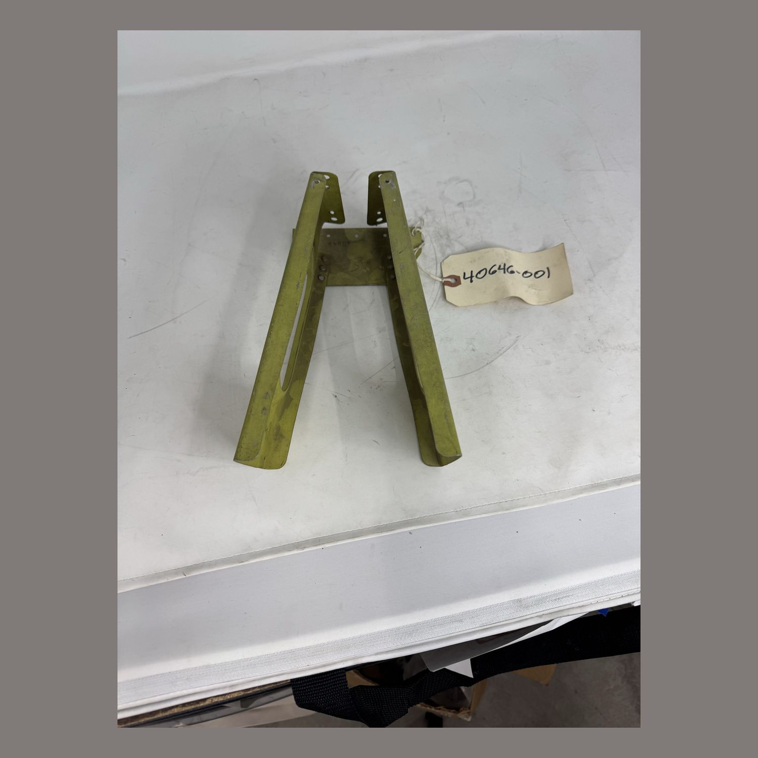 PIPER - BRACKET - 40646-001