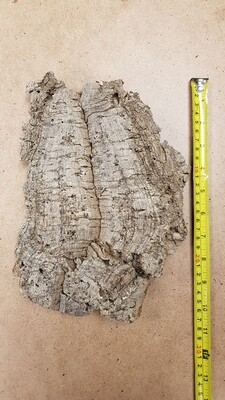 Medium Natural Cork (10-30cm) Approx.