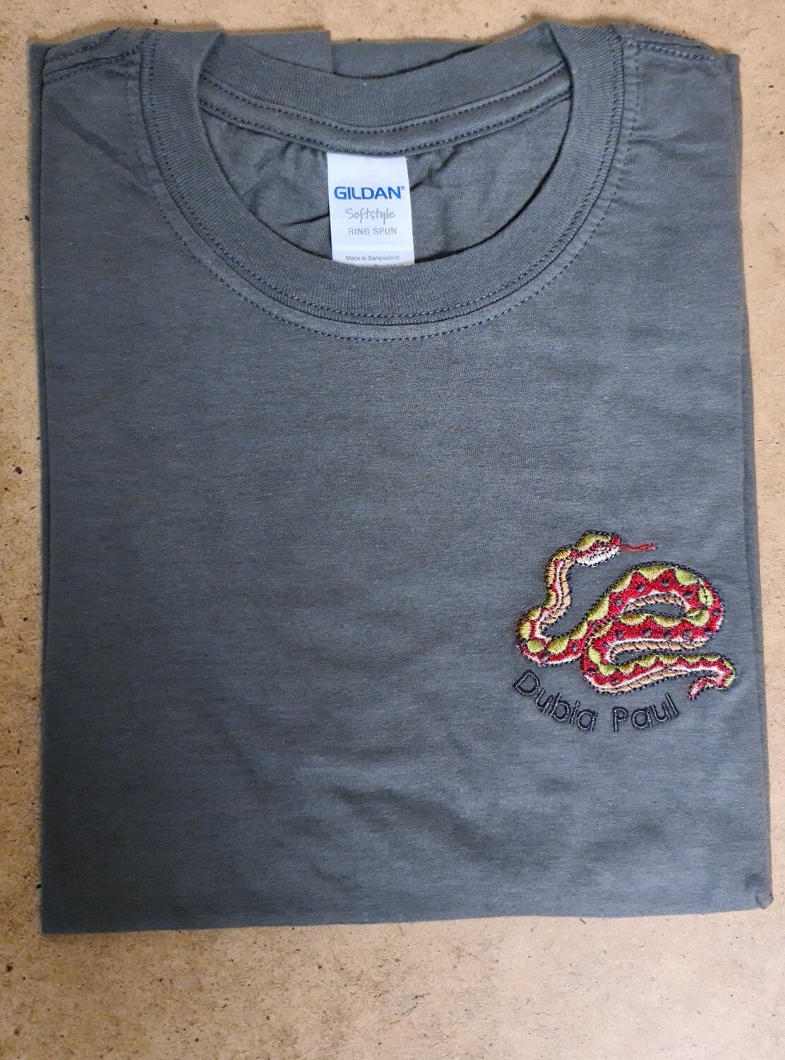 Short T Shirt Snake Size: M