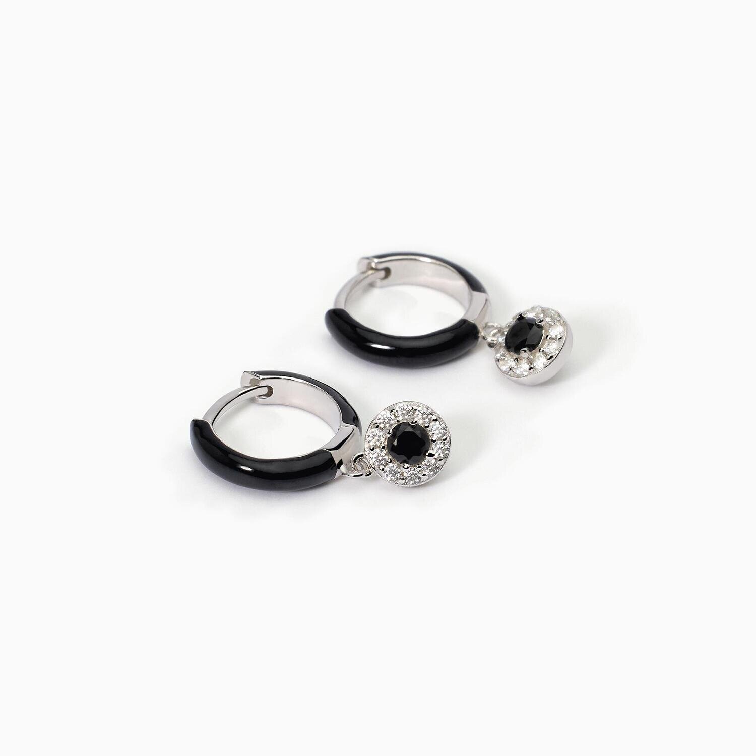 Orecchini a cerchio in argento con smalto nero e zircone nero MILANESIENNE- mabina gioielli