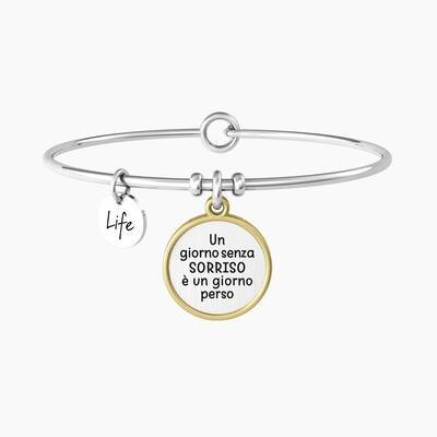 UN GIORNO SENZA SORRISO… Bracciale rigido donna con frase