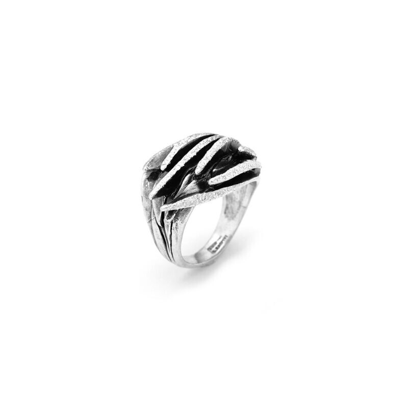 Anello Dafne Grande - Giovanni Raspini Anello Dafne Grande - Giovanni Raspini