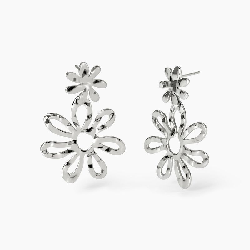 Orecchini pendenti con fiori effetto martellato Kidult Style