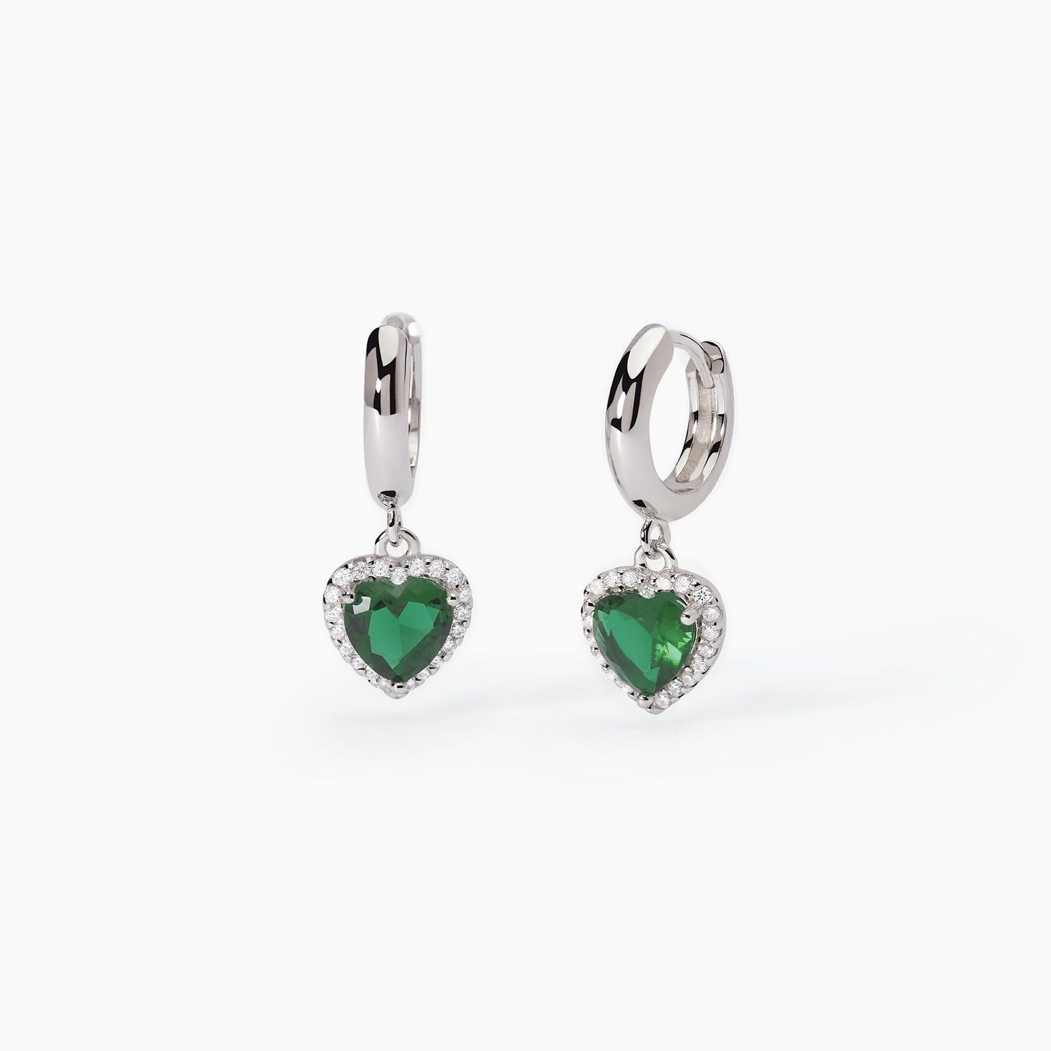 Orecchini in argento a cerchio con smeraldi sintetici taglio cuore LOVE AFFAIR Mabina